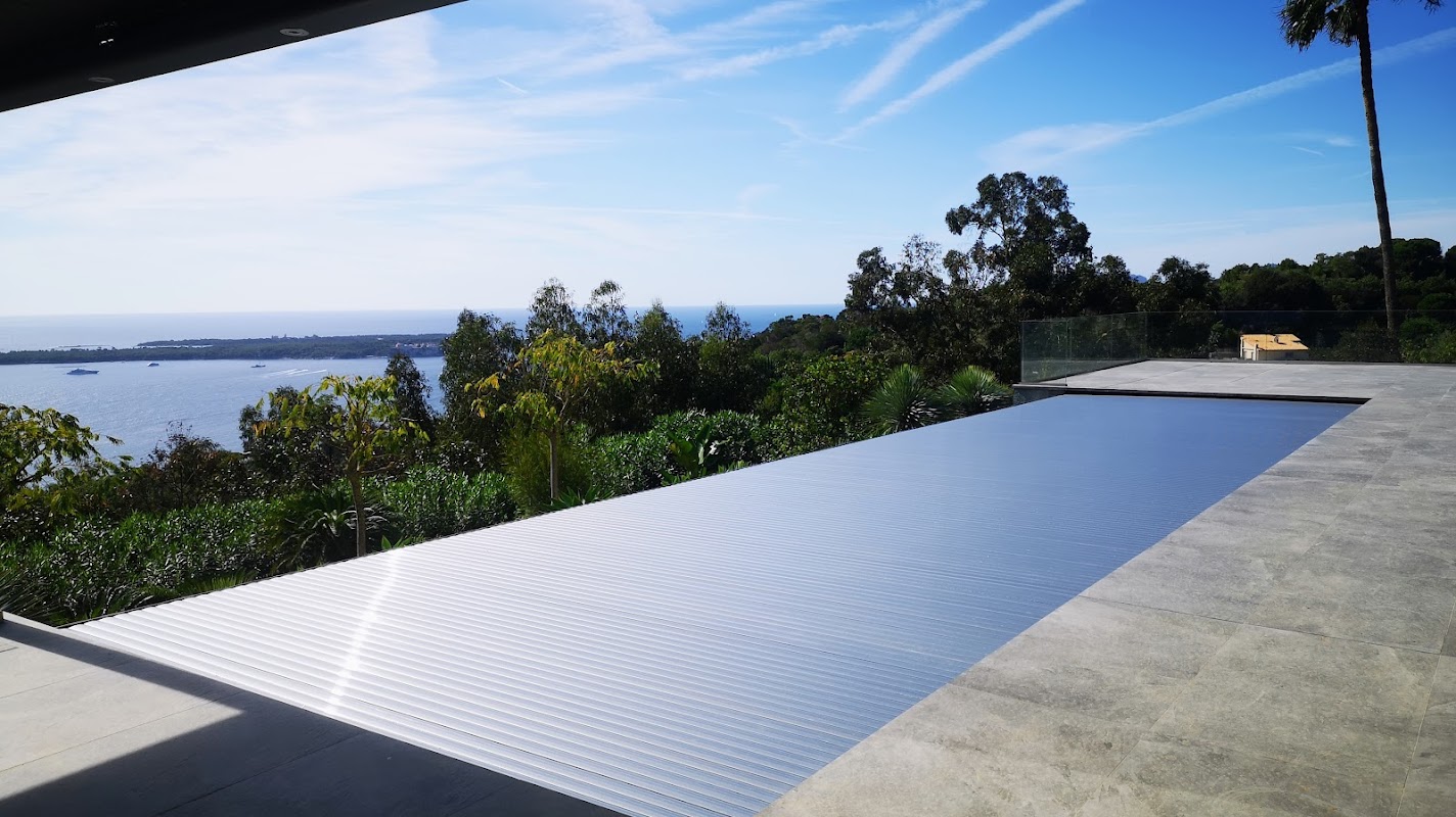 Piscine réalisée par Azur arrosage et piscine